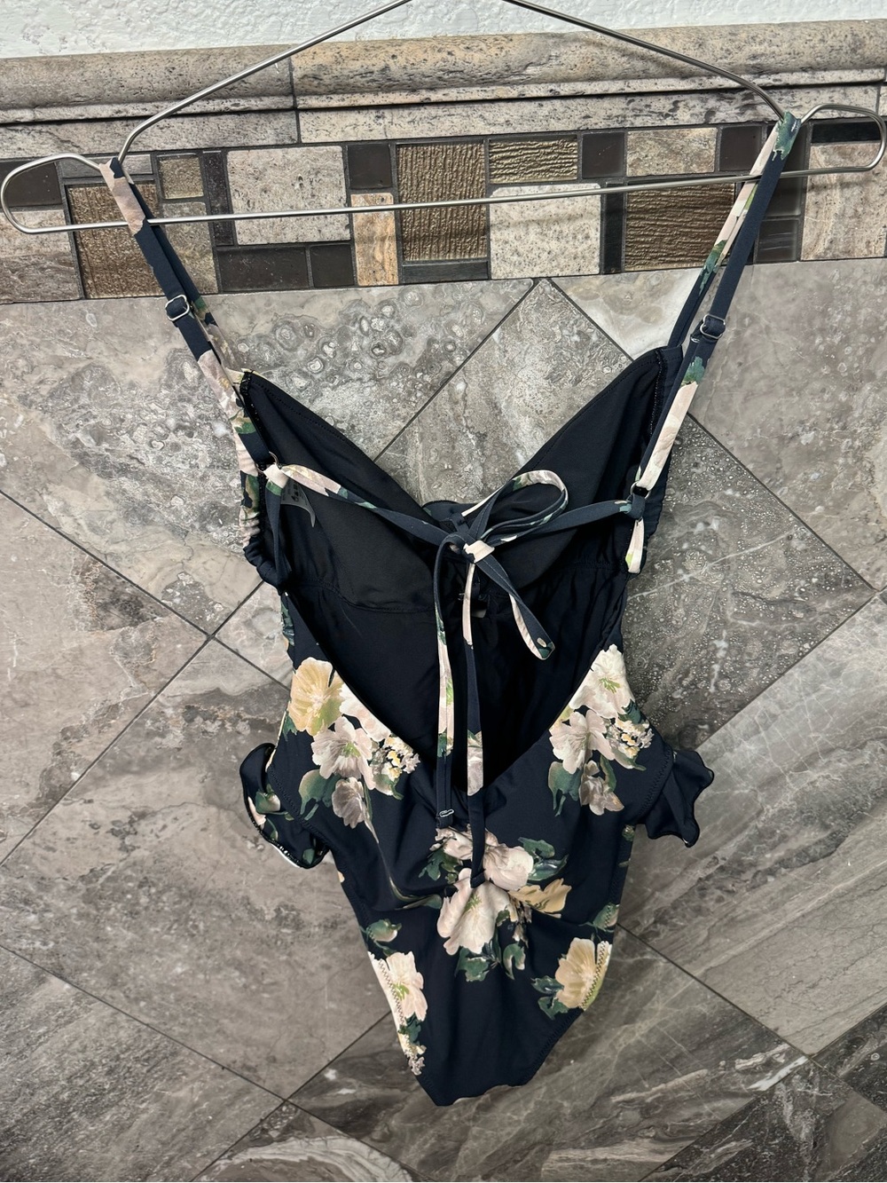 Montce Devin Rosa Ruffle One-Piece Swimsuit - Picture 4 of 7